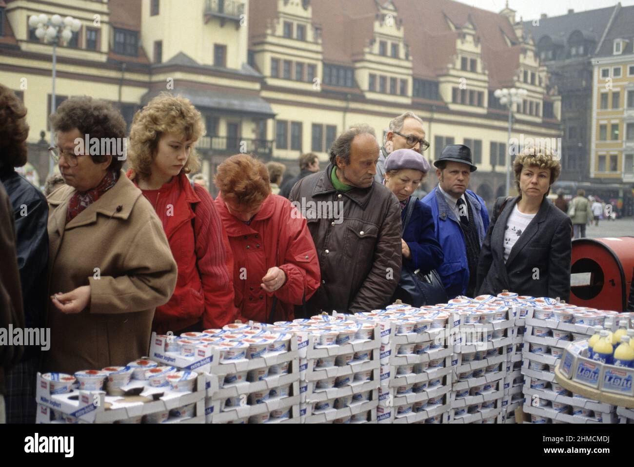 GERMANIA ORIENTALE 1990 PERSONE DELLA GERMANIA ORIENTALE Foto Stock