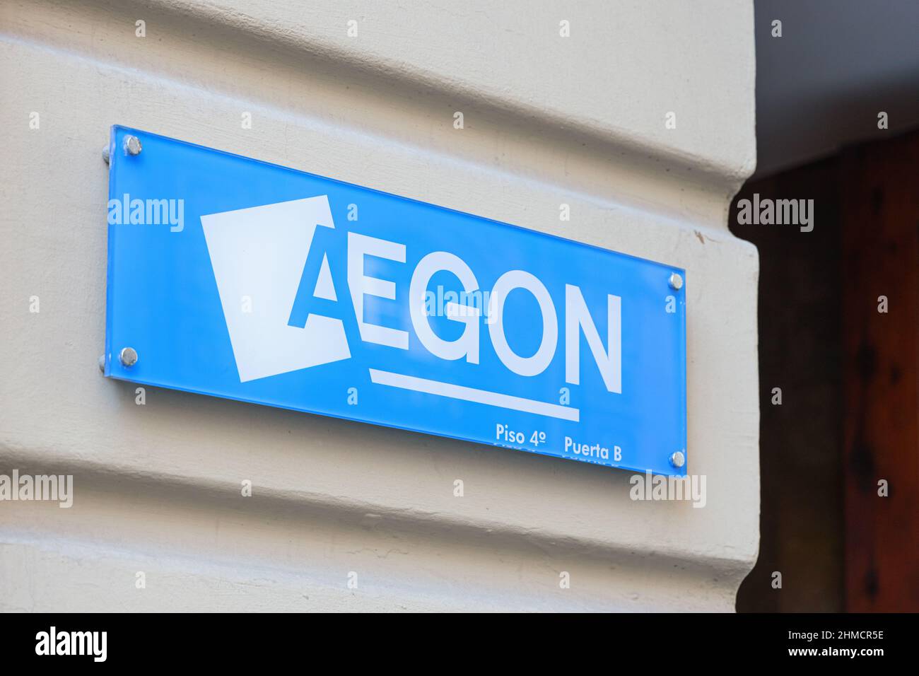 VALENCIA, SPAGNA - 02 FEBBRAIO 2022: Aegon è una multinazionale olandese di assicurazione sulla vita, pensioni e gestione patrimoniale Foto Stock