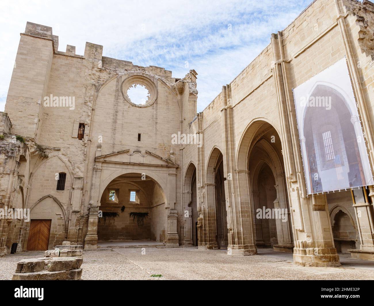 Rovine della chiesa di San Pietro a Viana, Navarra, Spagna Foto Stock