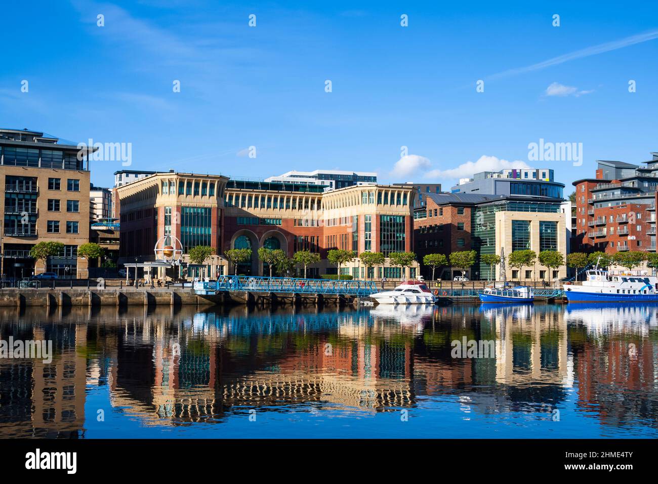 Vista delle rive del fiume Tyne a Newcastle upon Tyne, come visto da Gateshead Foto Stock