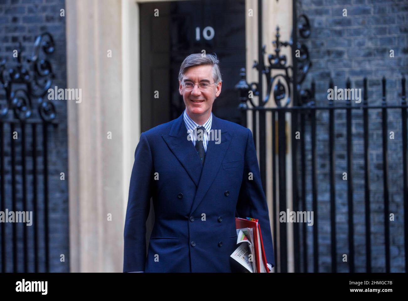 Jacob Rees-Mogg, ministro di Stato per le opportunità di Brexit e l’efficienza del governo, di recente nomina, a Downing Street. Foto Stock