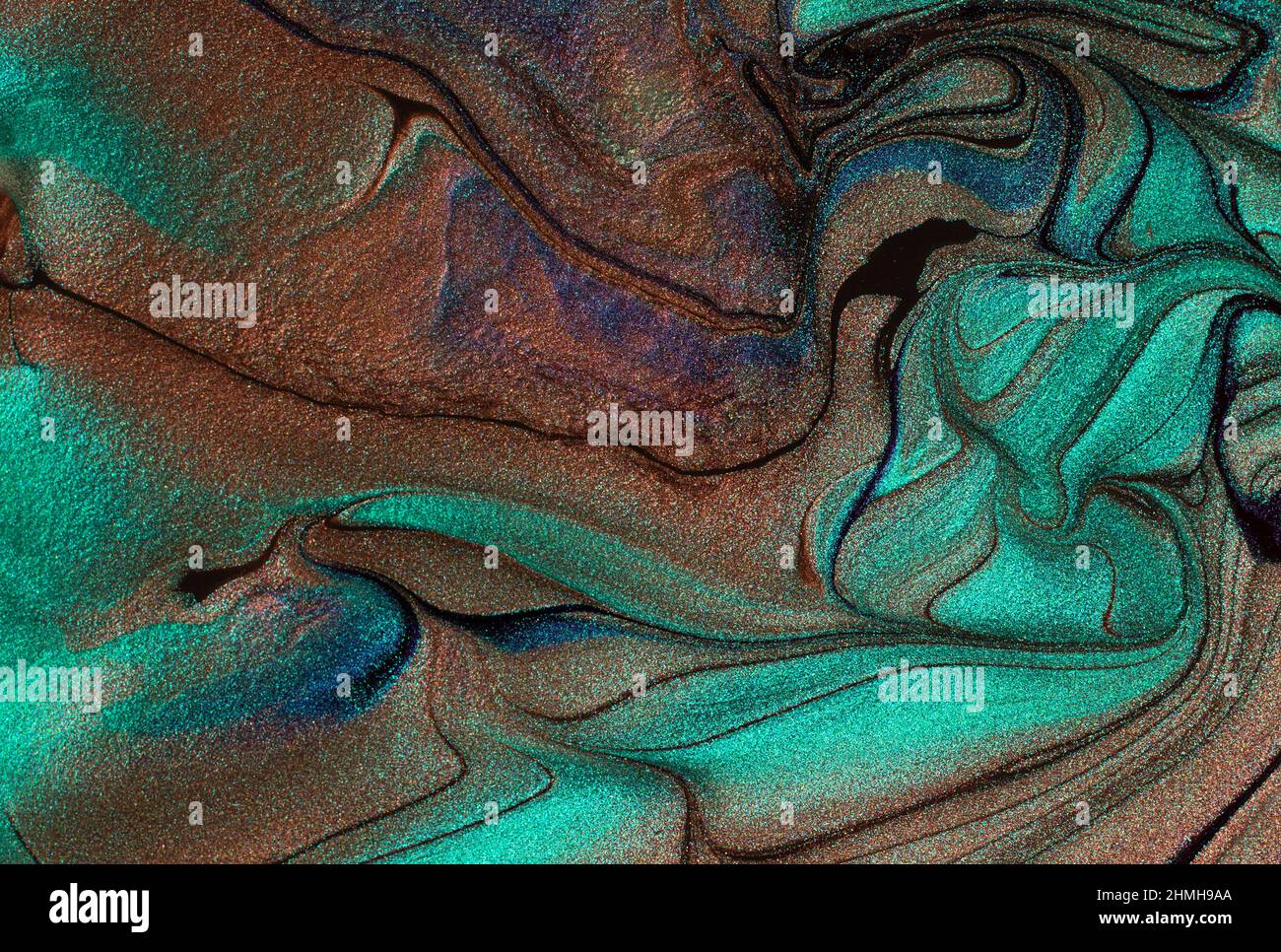 Sfondo astratto da smalto shimmer unghie, cioccolato e colori turchesi.orientamento orizzontale. Foto Stock