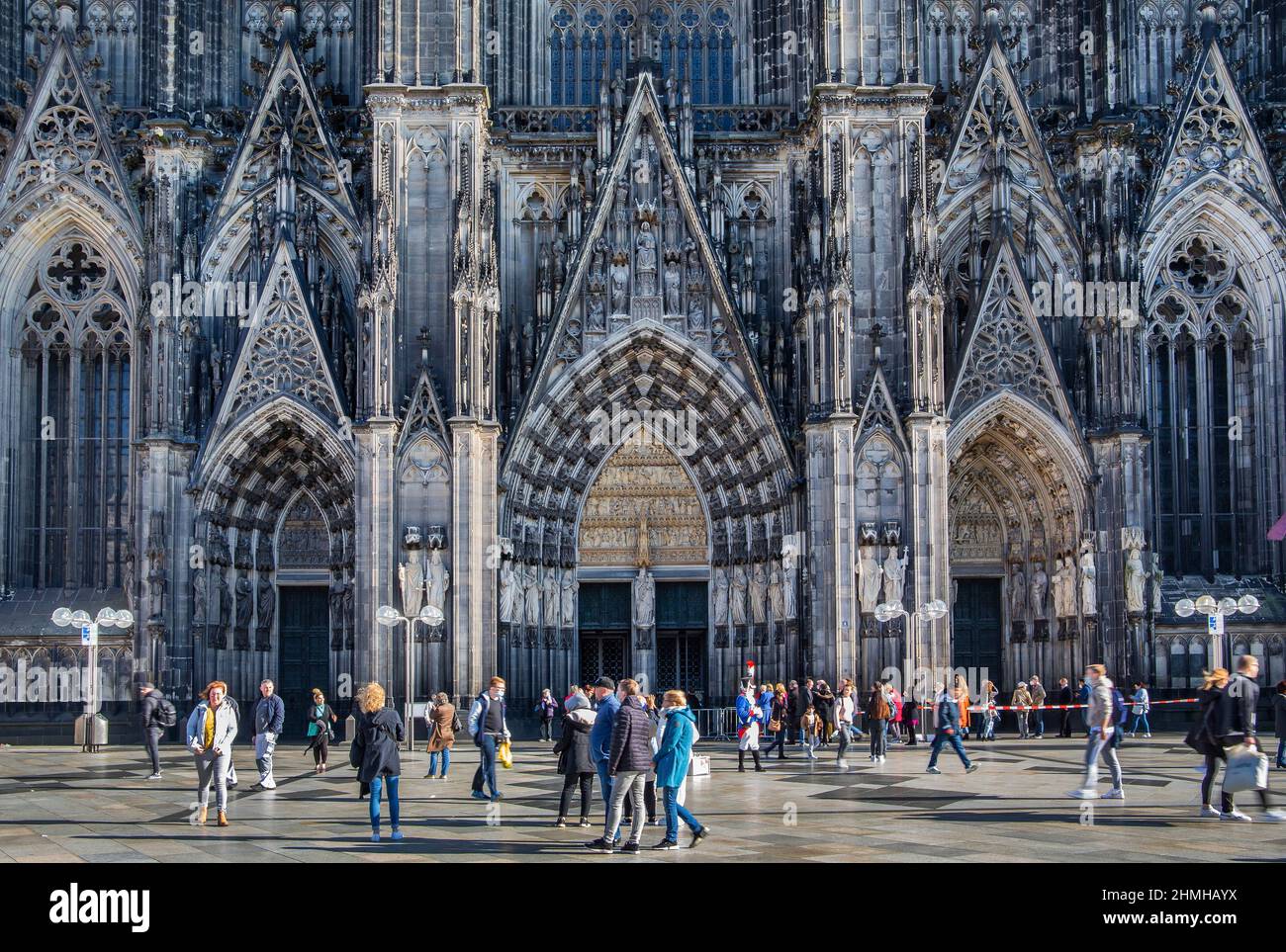 Portale d'ingresso dalla cattedrale, Colonia, Renania settentrionale-Vestfalia, Germania Foto Stock