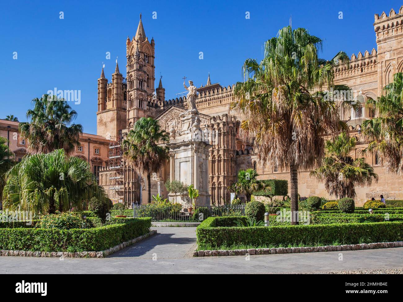 Cattedrale in Via Vittorio Emanuele nel centro storico, Palermo, Sicilia, Italia Foto Stock