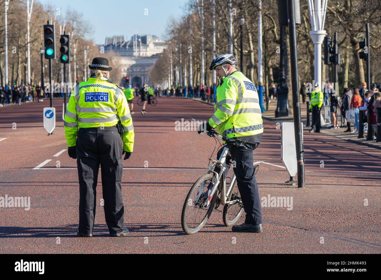 Poliziotti metropolitani in bicicletta. Londra, 30 gennaio 2022 Foto Stock