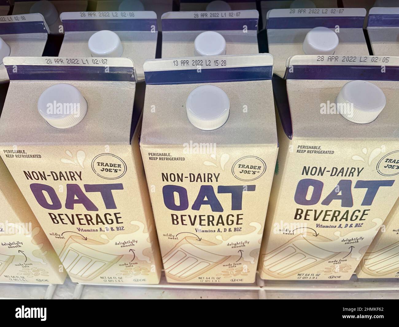 Trader Joe's non-Dairy OAT Beverage, 2022, NYC, USA Foto Stock