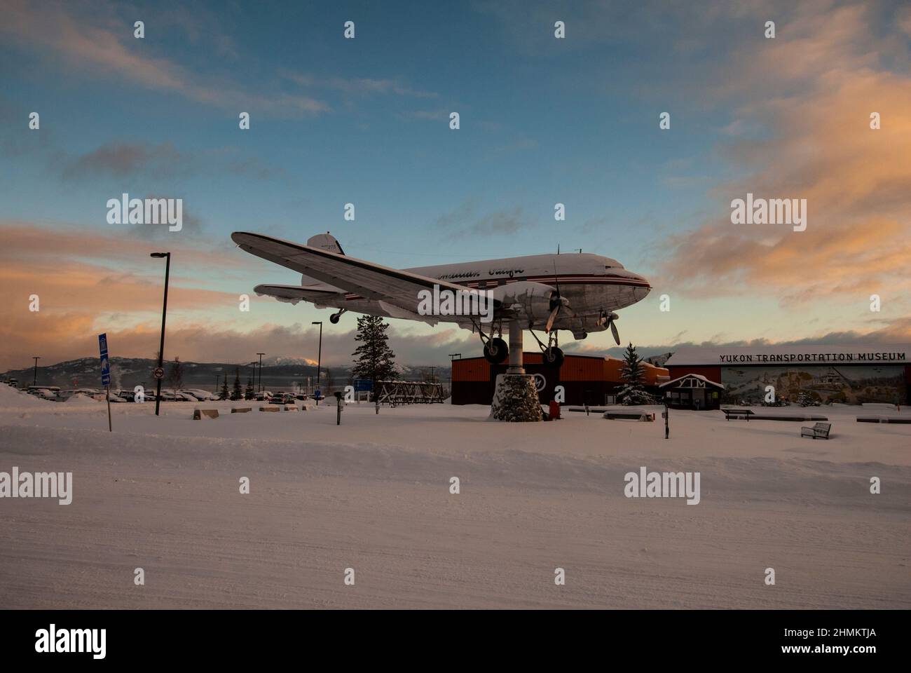 Douglas DC-3 al Museo dei Trasporti di Yukon a Whitehorse, Yukon, Canada Foto Stock