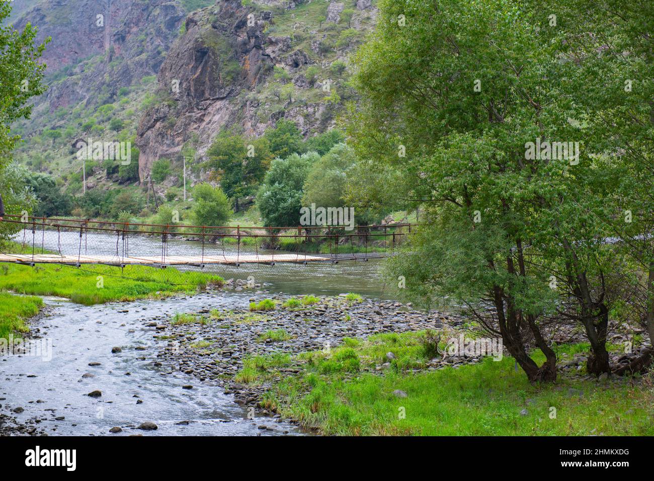 Foce di un fiume in Georgia con un ponte sottomarino Foto Stock