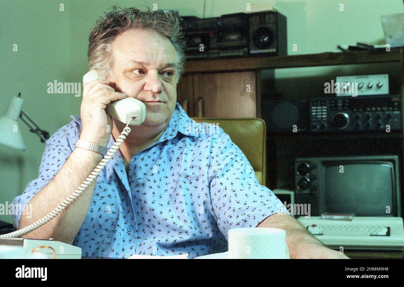 Giornalista rumeno-americano Aristide Buhoiu, circa 1989 Foto Stock