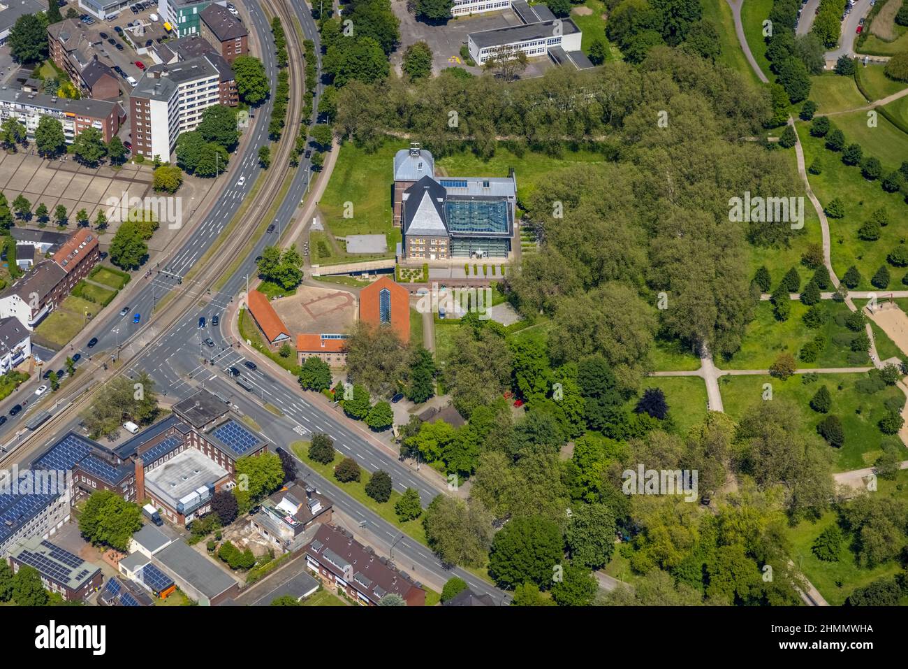 Vista aerea, Horst Castle Adventure Museum, Horst Castle con Civic Center e City Library, Horst, Gelsenkirchen, Ruhr Area, North Rhine-Westphalia, Foto Stock