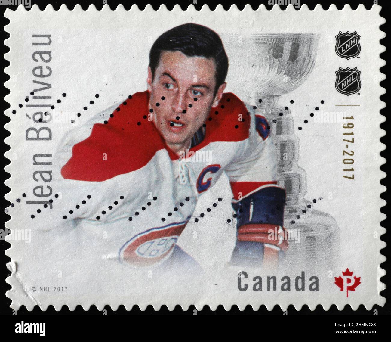 Il giocatore canadese di hockey Jean Beliveau sul francobollo Foto Stock