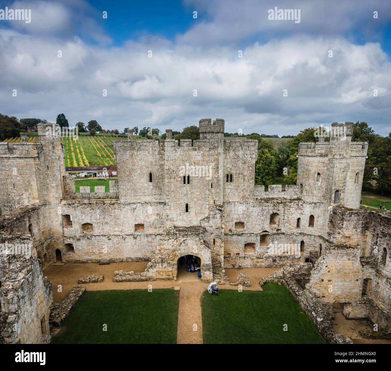 Bodiam Castle Inner quad, East Sussex, Regno Unito. Foto Stock