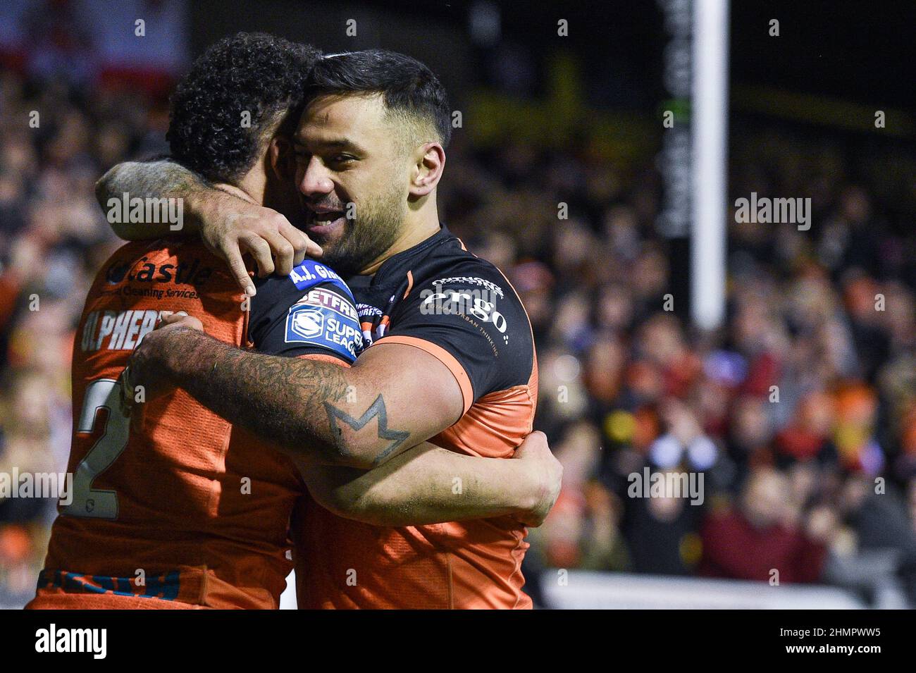 Castleford, Regno Unito. 11th Feb 2022. Castleford, Inghilterra - 11 Febbraio 2022 - Derrell Olpherts of Castleford Tigers celebra la prova durante la lega di Rugby Betfred Super League Round 1 Castleford Tigers vs Salford Red Devils al Mend-A-Hose Stadium, Castleford, Regno Unito Dean Williams credito: Dean Williams/Alamy Live News Foto Stock