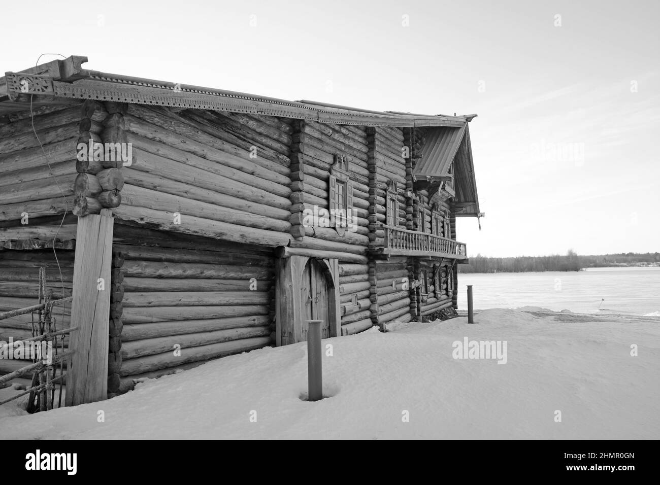 Antico monastero di legno sull'isola di Kizhi. Russia, Karelia. Inverno Foto Stock