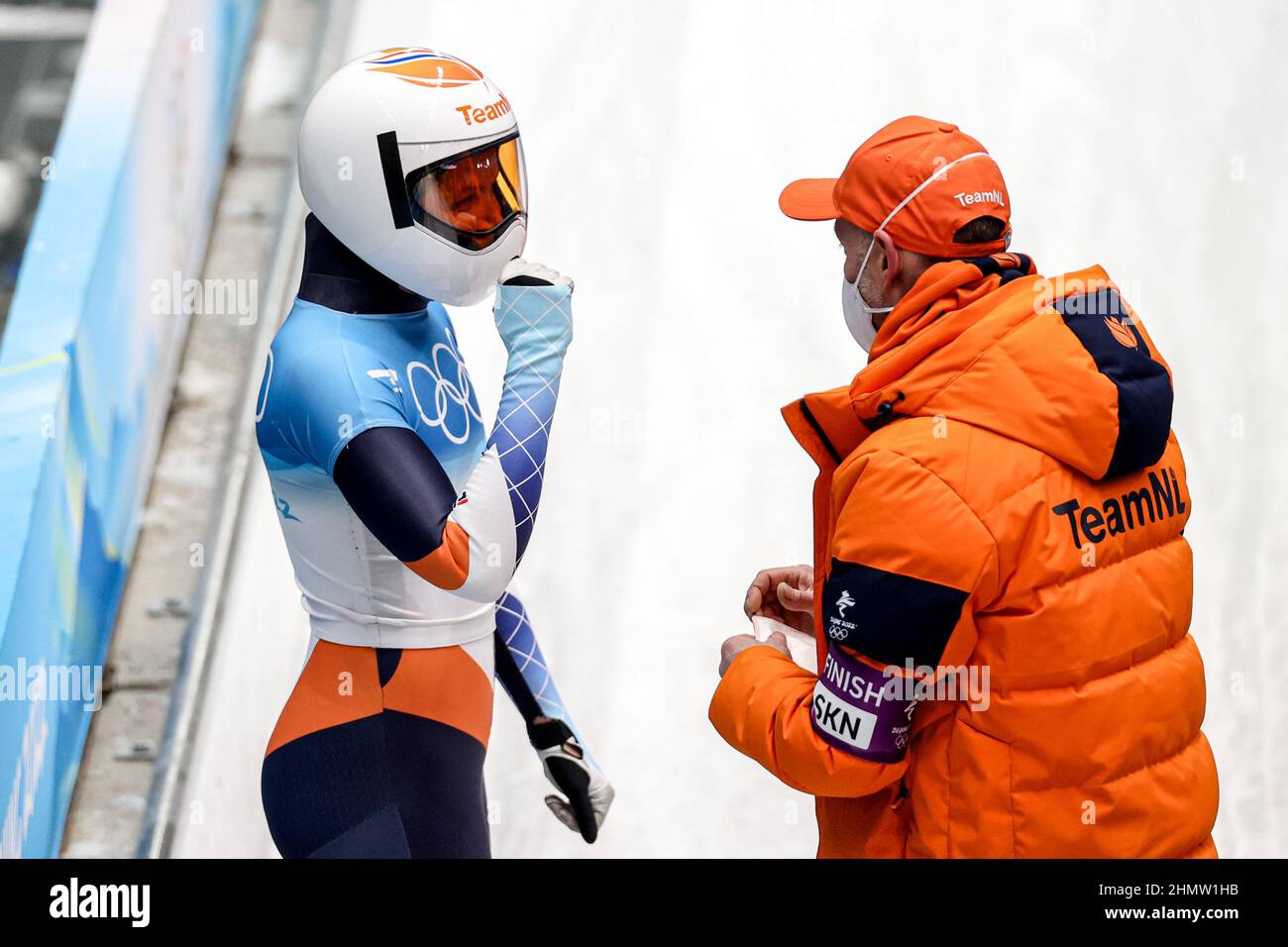 Pechino, Cina. 12th Feb 2022. DISTRETTO DI YANQING, CINA - FEBBRAIO 12: Kimberley Bos dei Paesi Bassi che gareggiano sul calore delle Donne 4 durante i Giochi Olimpici di Pechino 2022 al Centro Nazionale scorrevole di Yanqing il 12 Febbraio 2022 nel distretto di Yanqing, Cina (Foto di Iris van den Broek/Orange Pictures) NOCNSF credito: Orange Pics BV/Alamy Live News Foto Stock