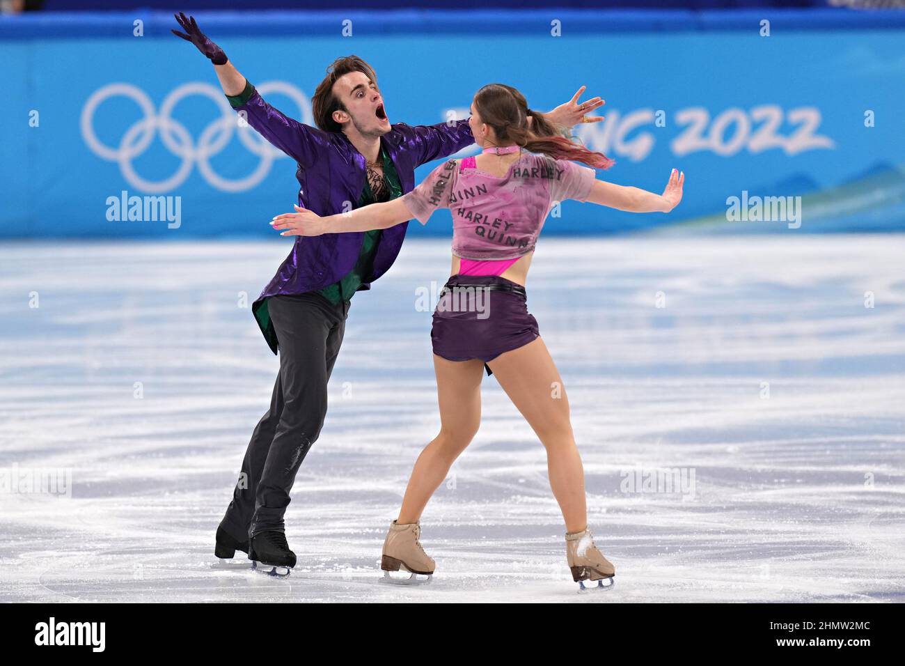 Pechino, Cina. 12th Feb 2022. Katharina Mueller e Tim Dieck di Germania, si esibiscono durante la gara di ritmo di danza del ghiaccio a figure Skating nello Stadio al coperto Capital alle Olimpiadi invernali di Pechino 2022 sabato 1 febbraio 2022. Foto di Richard Ellis/UPI Credit: UPI/Alamy Live News Foto Stock