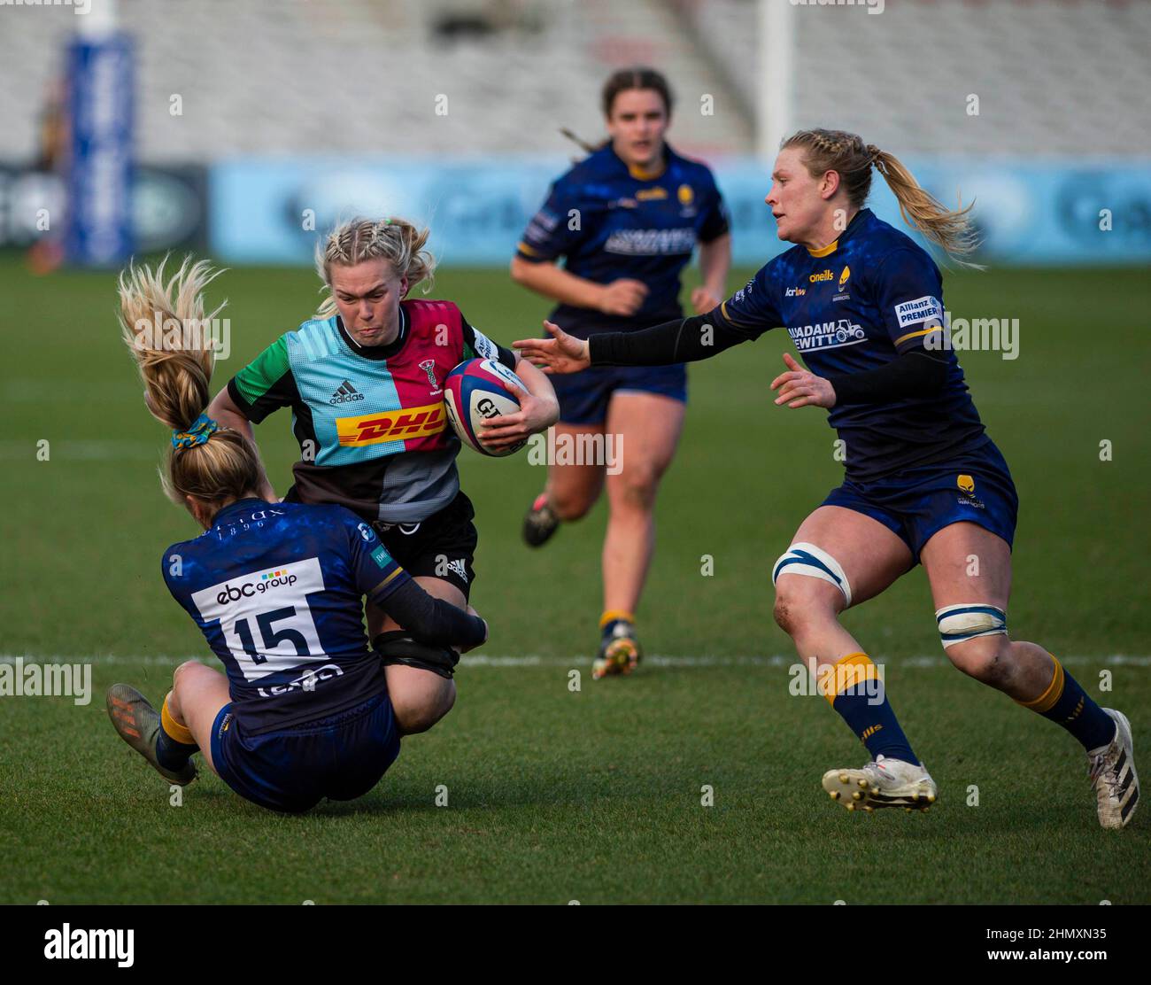Harlequins Women Vs Worcester Warriors Women's Allianz Premier 15s Londra,Inghilterra Febbraio 12th 2022: Rosie Galligan of Harlequins in azione tra Harlequins Women Vs Worcester Warriors a Twickenham Stoop . Punteggio finale: Harlequins Rugby 42 : 15 Worcester Warriors Foto Stock