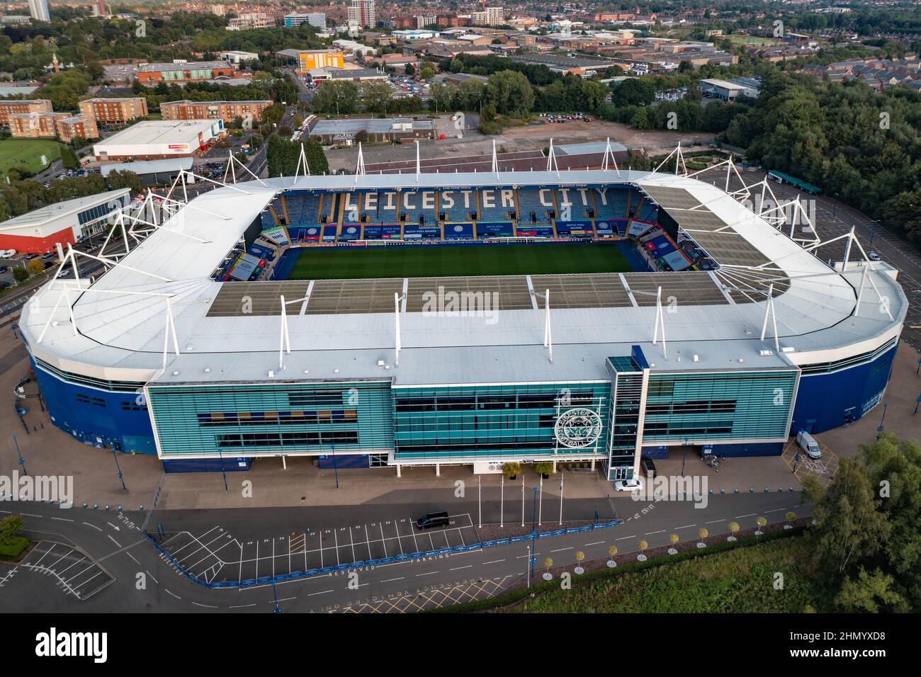 King Power Stadium sede dell'ex Premier League Champions Leicester City Football Drone Aerial Crash Sito dell'elicottero Vichai Srivaddhanaprabha Foto Stock
