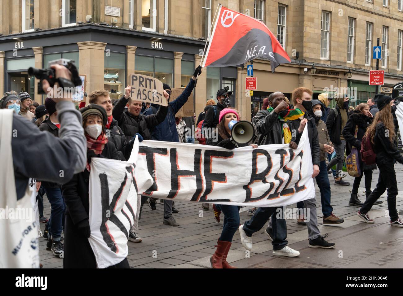 Uccidi la fattura. Le libertà civili protestano, Newcastle upon Tyne, Regno Unito. Proposte di modifiche al sistema giudiziario penale, alle forze di polizia e alla legge sul crimine. Foto Stock