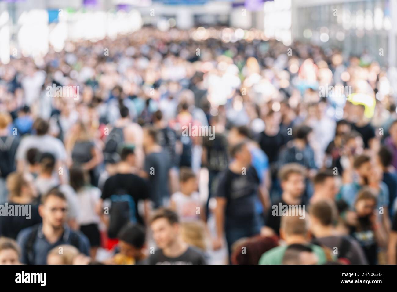 persone defocate in una fiera Foto Stock