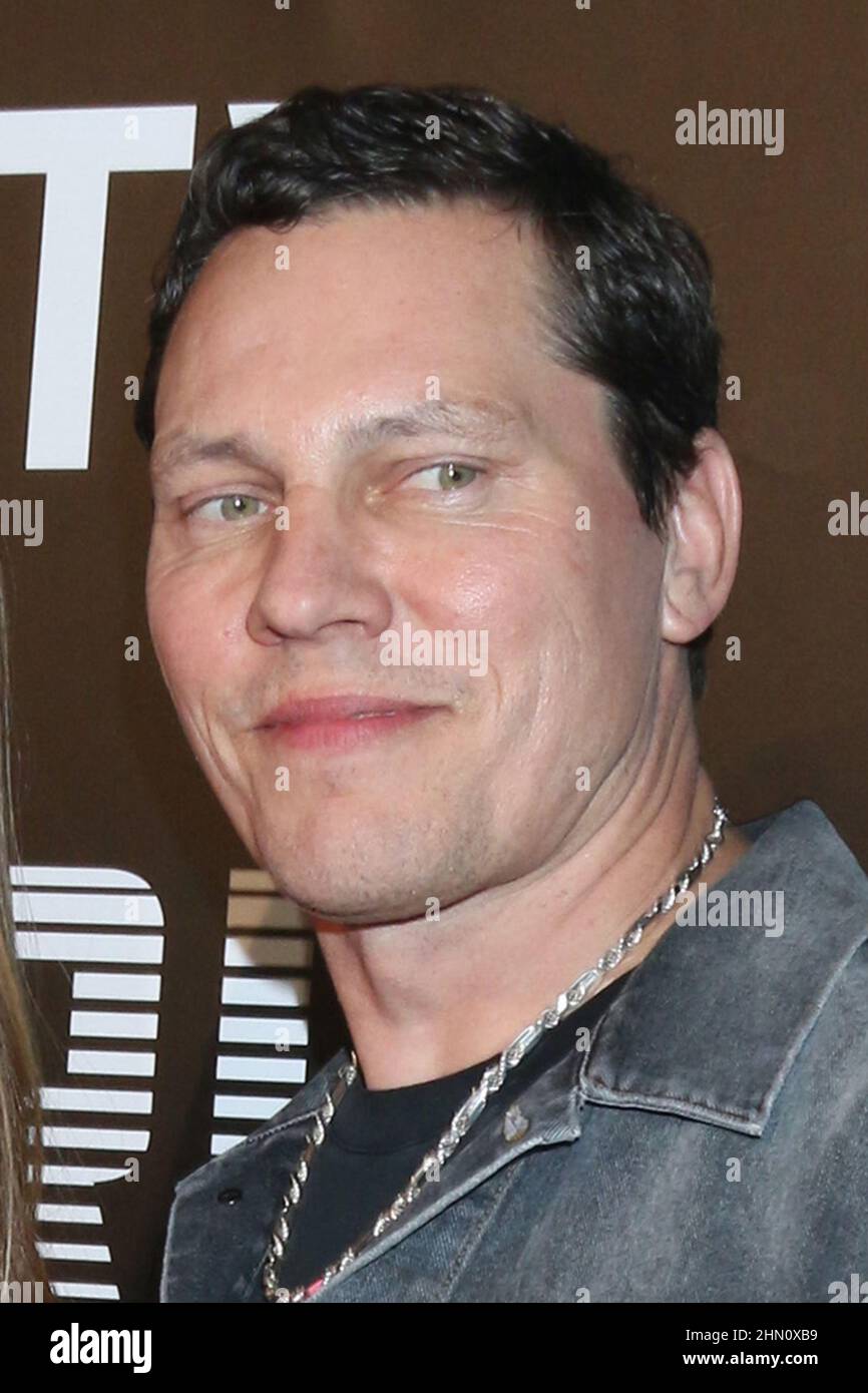 Los Angeles Feb 12 Annika Backes Tiesto Al Directv Presenta Maxim Electric Nights A San Pedro Street Il 12 Febbraio 22 A Los Angeles Ca Foto Stock Alamy Los Angeles Feb 12 Annika Backes Tiesto Al Directv Presenta Maxim Electric Nights A San Pedro Street Il 12 Febbraio 22 A Los Angeles Ca Foto Stock Alamy