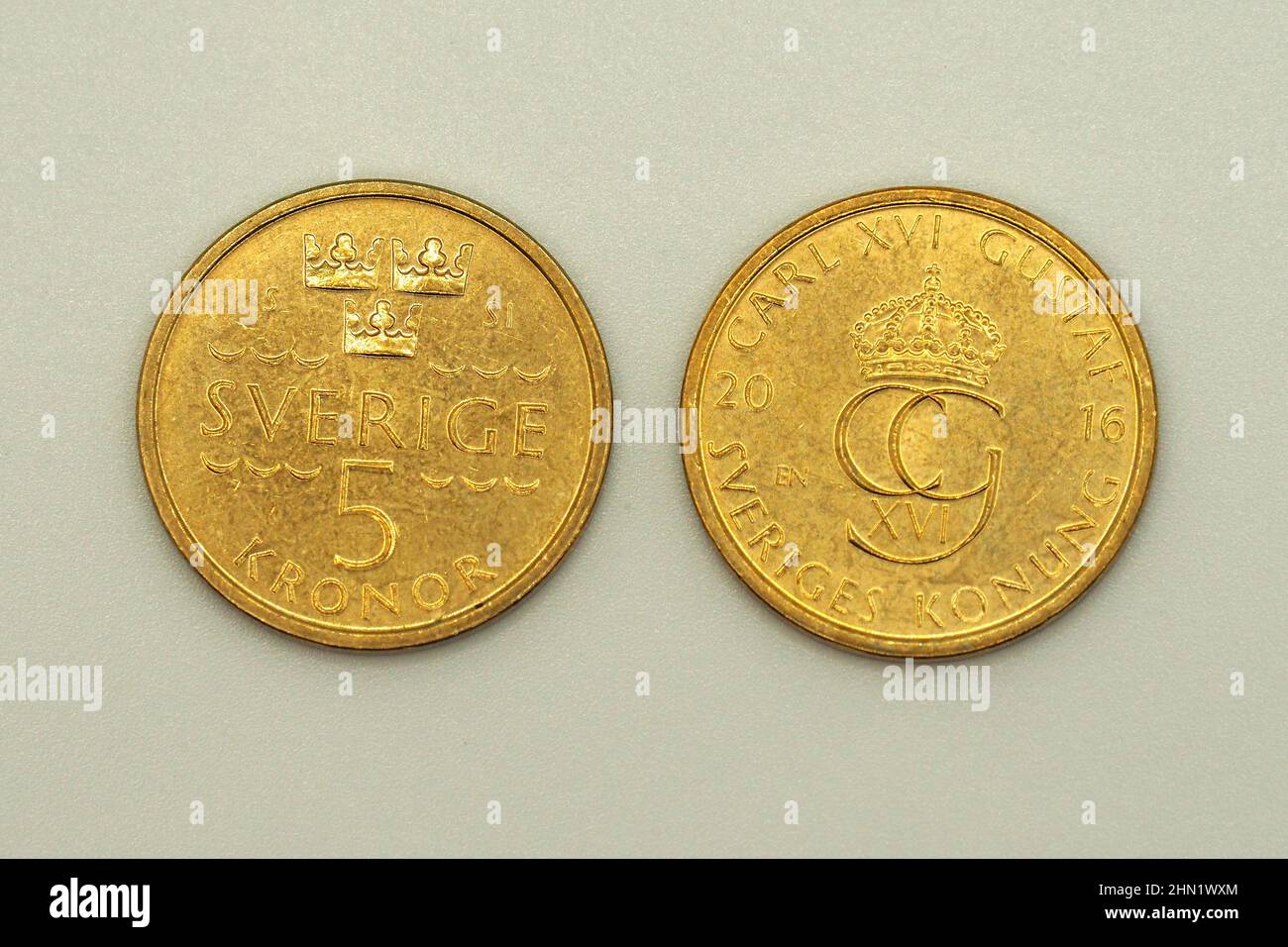 Cinque (5) monete svedesi di corona (SEK), Scheden, Sverige, Europa Foto  stock - Alamy