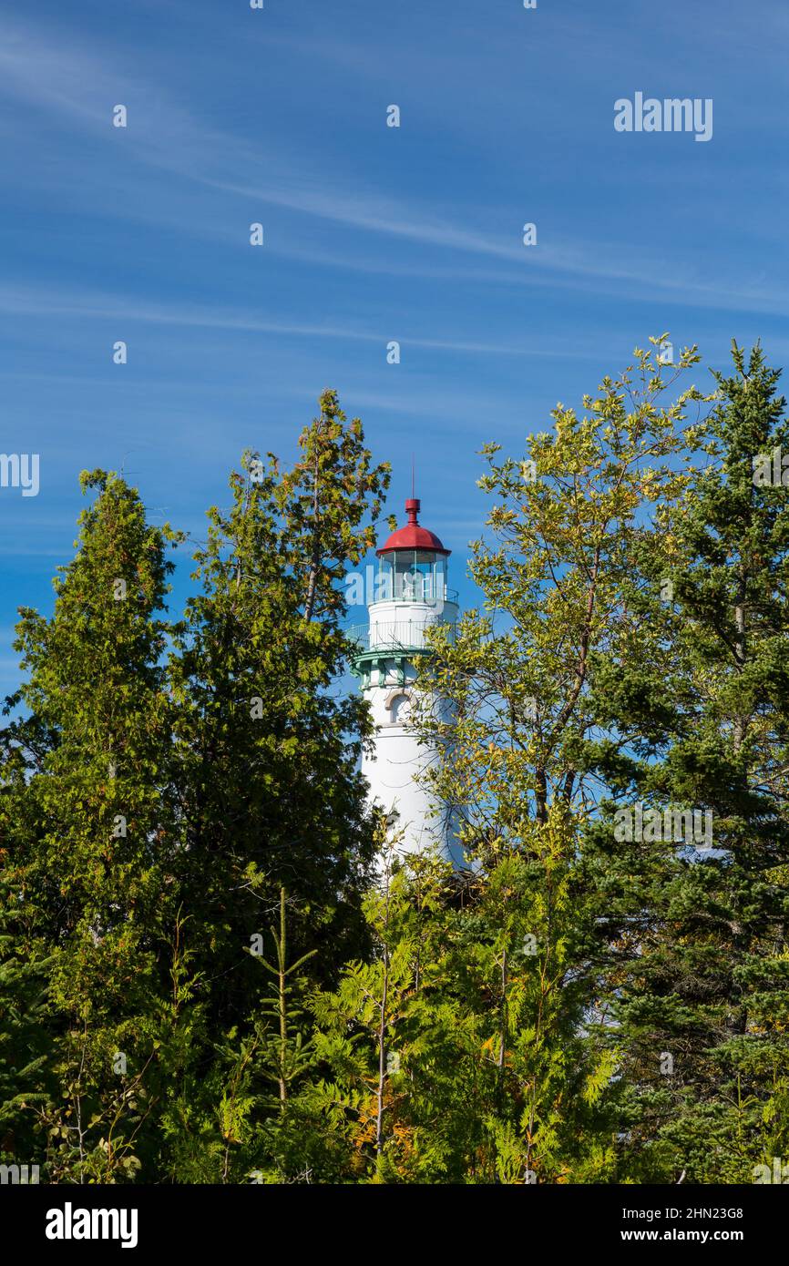 Faro di Seul Choix Point lungo il lago Michigan Foto Stock