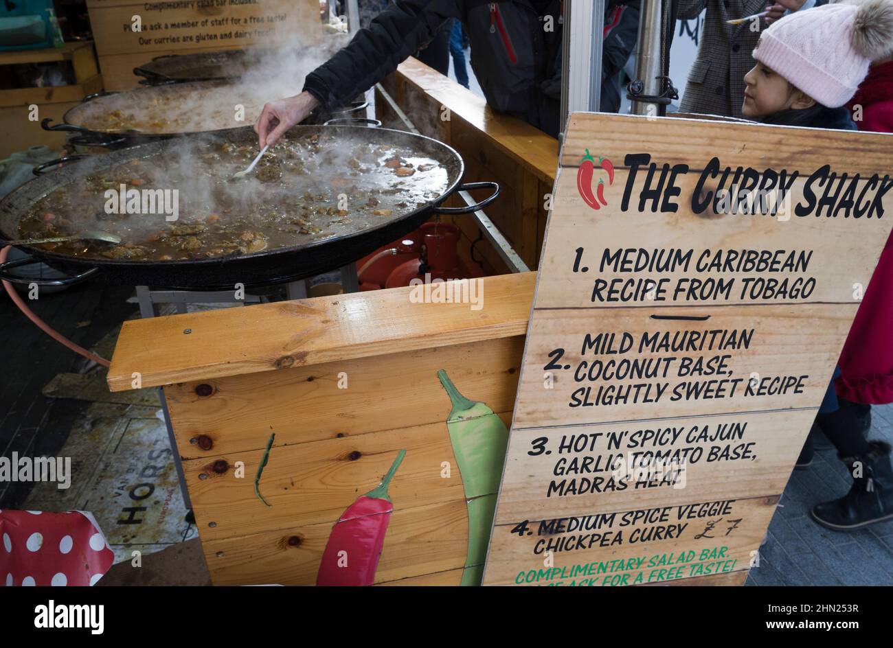 Caraibico Street food stalla fuori del centro South Bank a Londra, Inghilterra, Regno Unito Foto Stock
