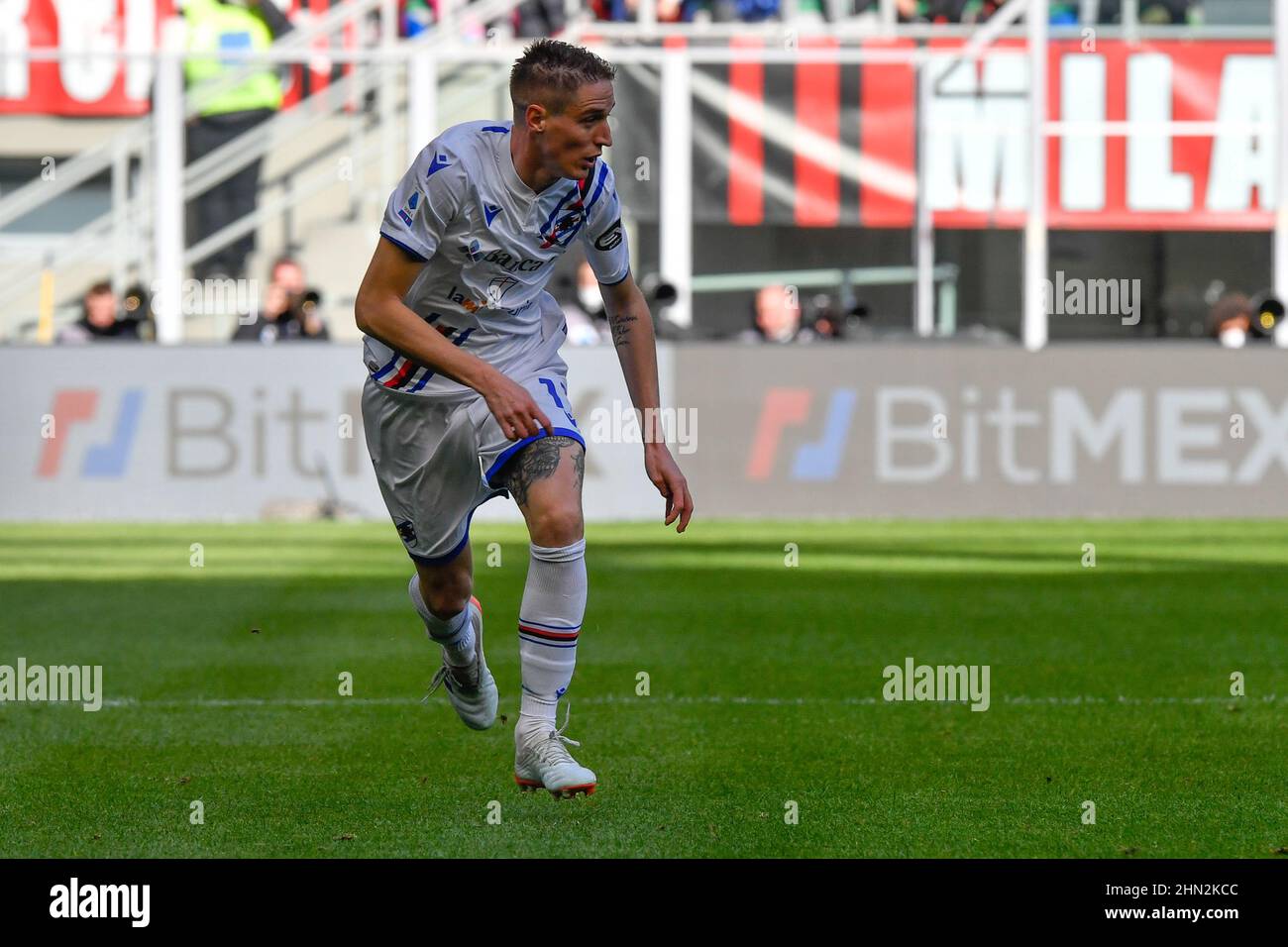 Milano, Italia. 13th Feb 2022. Andrea conti (13) di Sampdoria ha visto nella Serie una partita tra AC Milan e Sampdoria a San Siro di Milano. (Photo Credit: Gonzales Photo/Alamy Live News Foto Stock