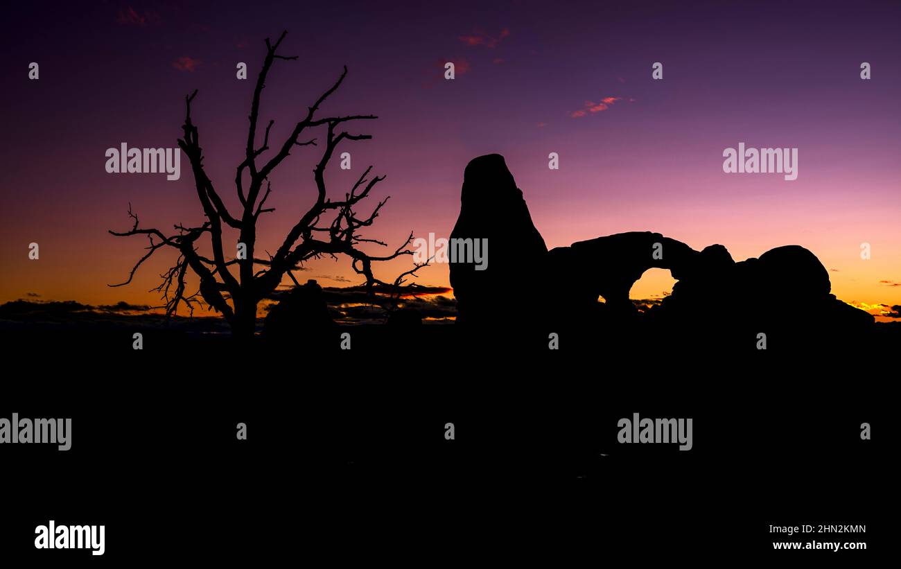Silhouette del Turret Arch nello Utah Foto Stock
