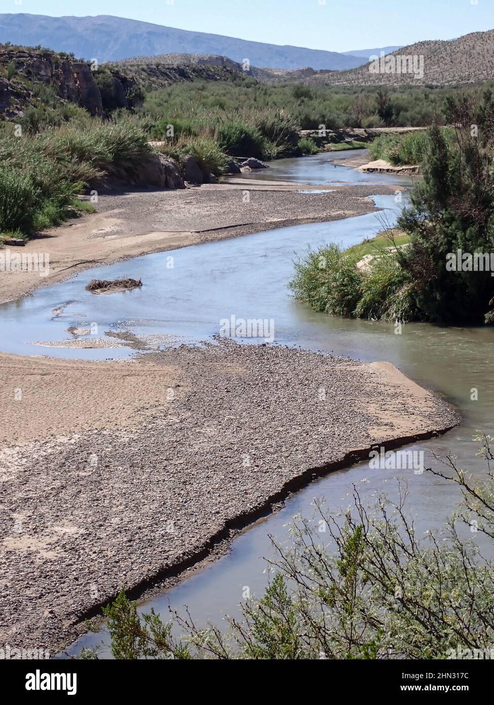 Il Rio Grande si snoda attraverso l'estremità superiore dell'Hot Springs Canyon, il Big Bend National Park, Texas. Foto Stock