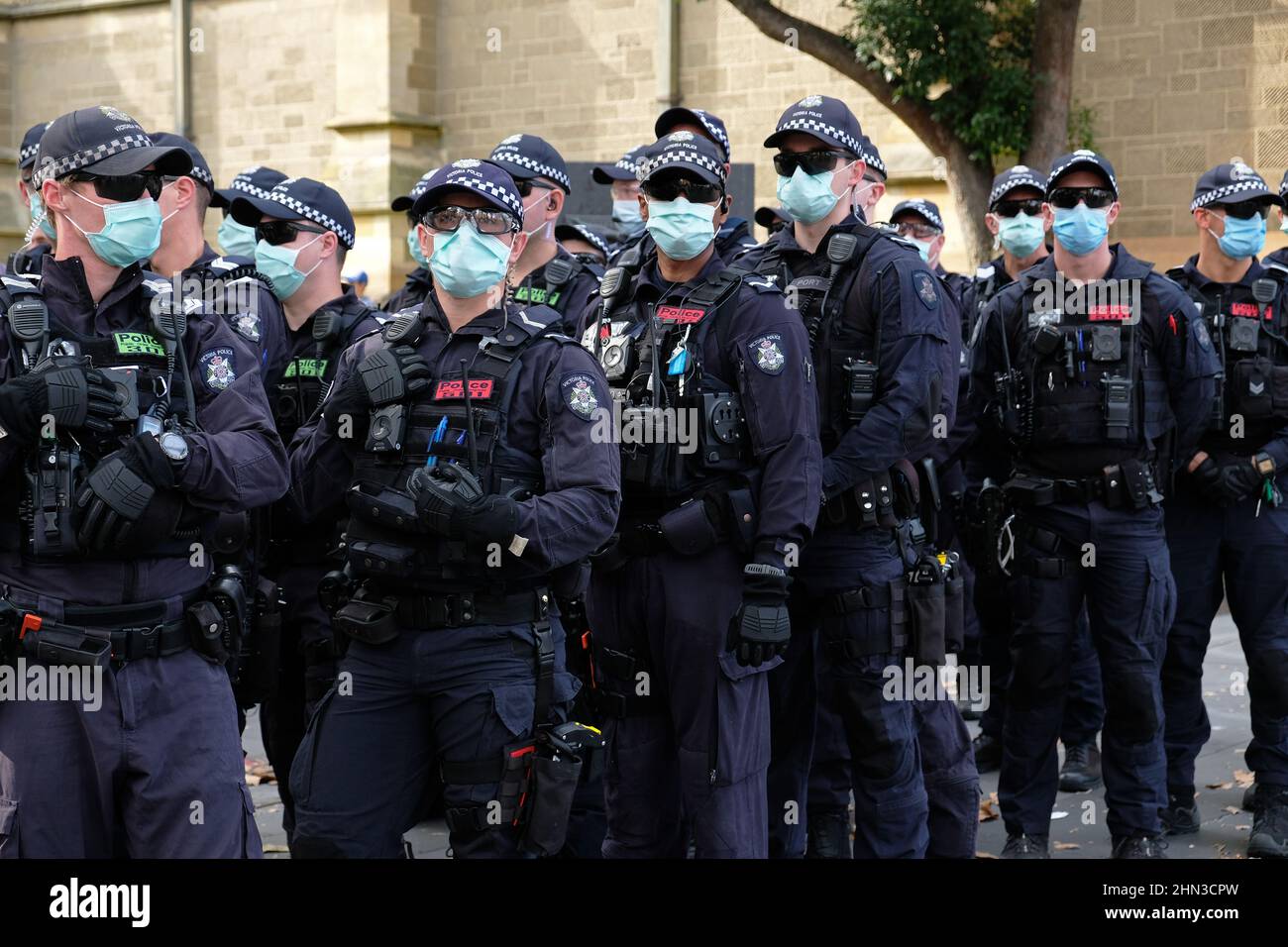 Un gruppo di poliziotti e poliziotti in servizio nel centro di Melbourne, Victoria, Australia. Foto Stock