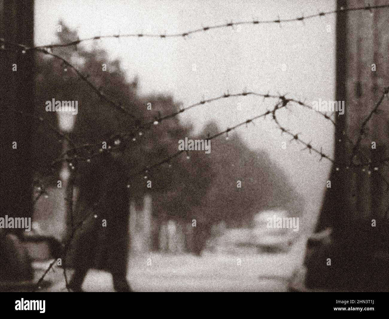 Berlino crisi del 1961. Serie di foto d'archivio raffigura il divieto di viaggio agosto 1961 tra Berlino Est e Ovest e mostra la costruzione di barricate t Foto Stock