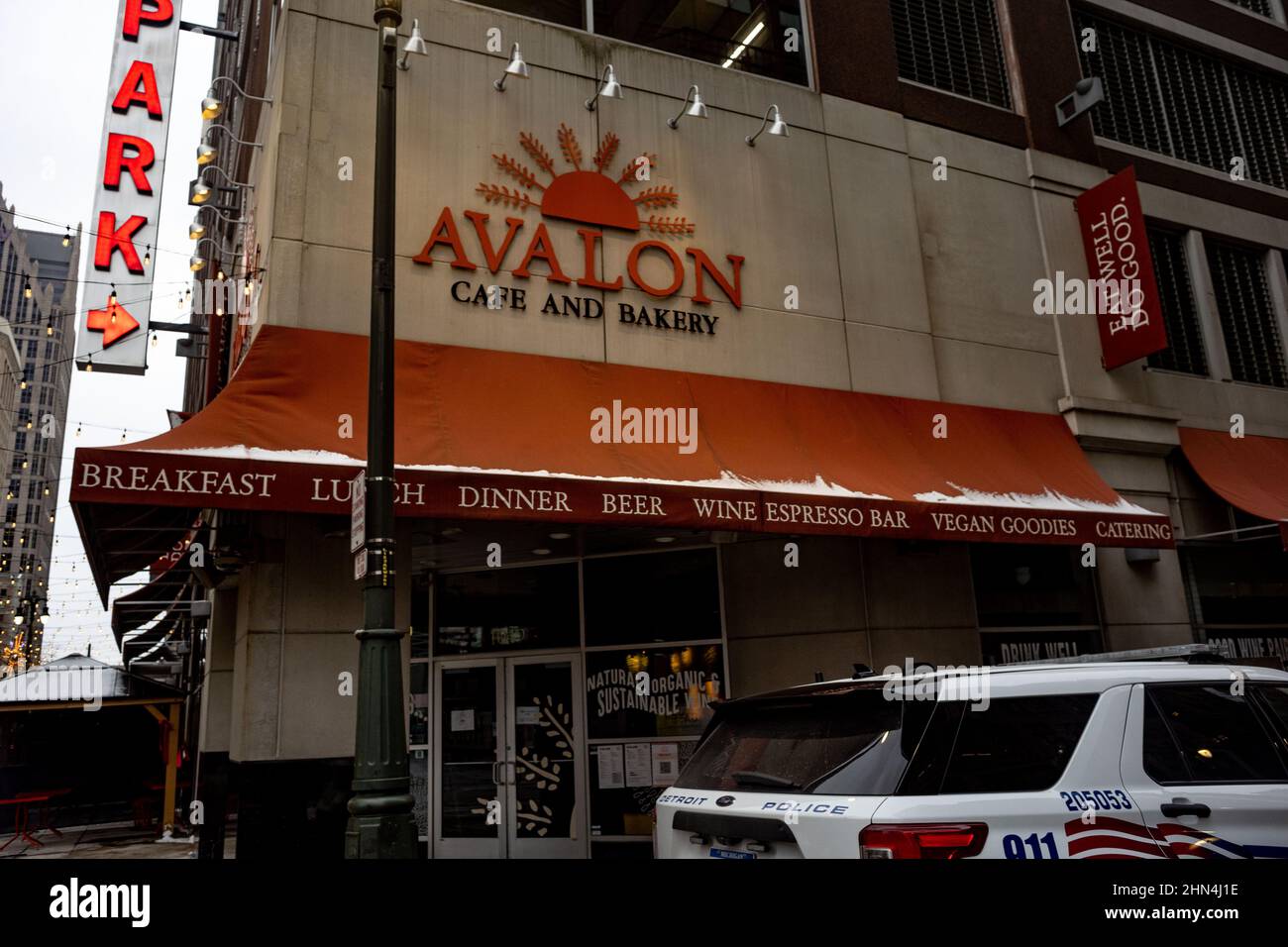 Detroit, Stati Uniti. 07th Feb 2022. Il logo Avalon Cafe and Bakery è visibile in una delle loro filiali nel centro di Detroit. (Foto di Stephen Zenner/SOPA Images/Sipa USA) Credit: Sipa USA/Alamy Live News Foto Stock