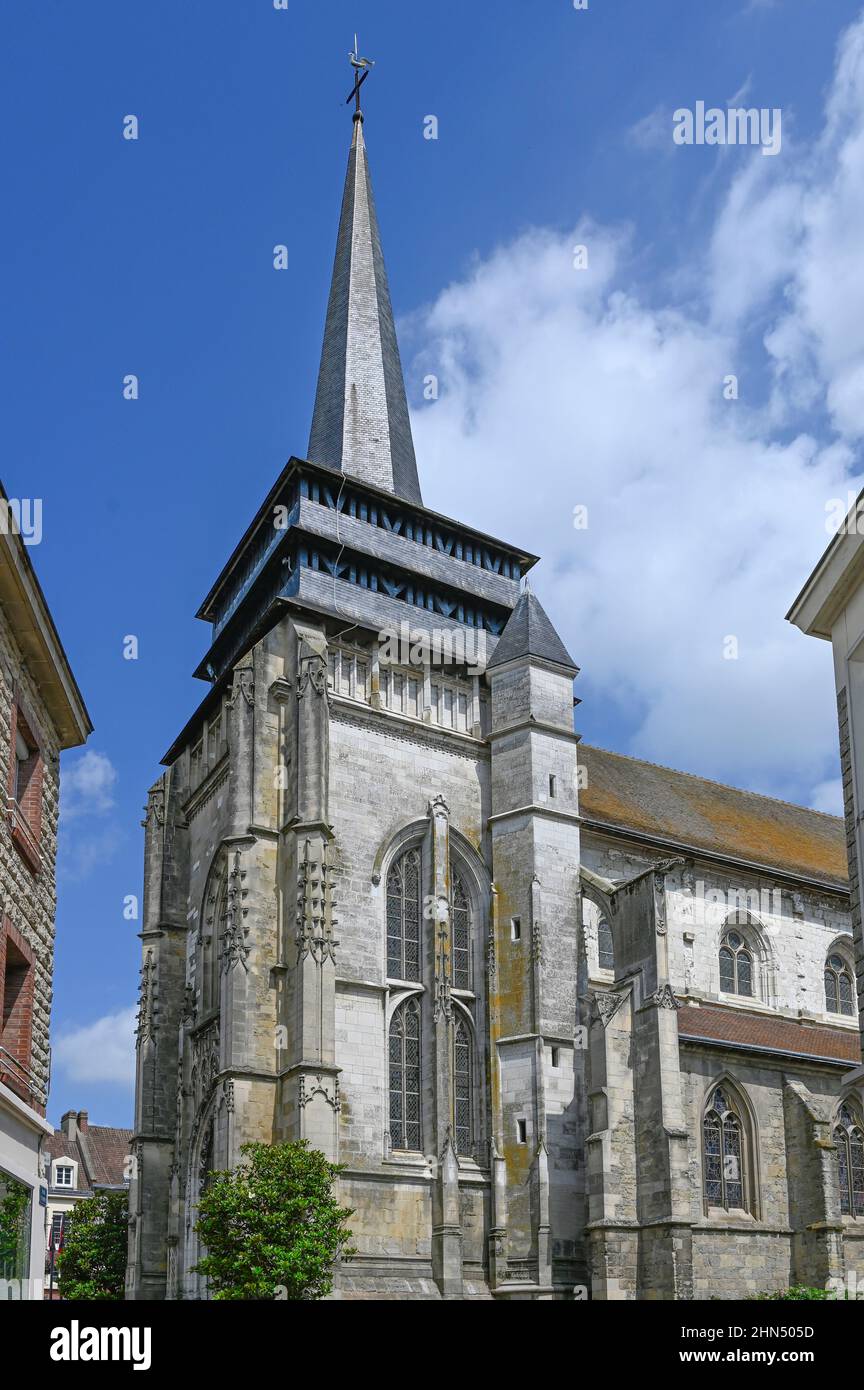 La chiesa église Notre-Dame de Neufchâtel-en-Bray alla città mercato di Neufchâtel-en-Bray, Normandia, Francia Foto Stock