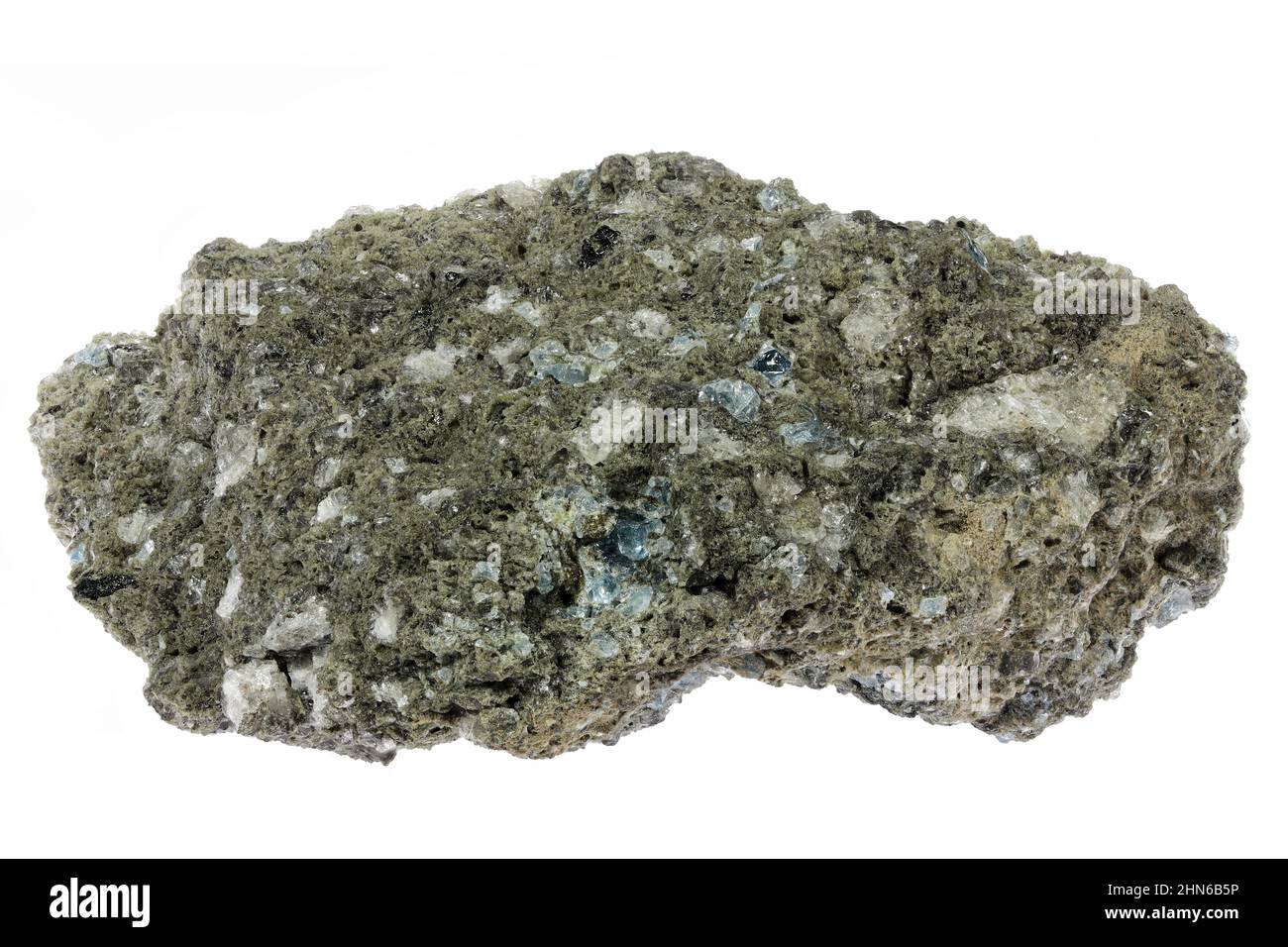 Lava con alcuni hauyne del Mendig, Germania isolato su sfondo bianco Foto Stock