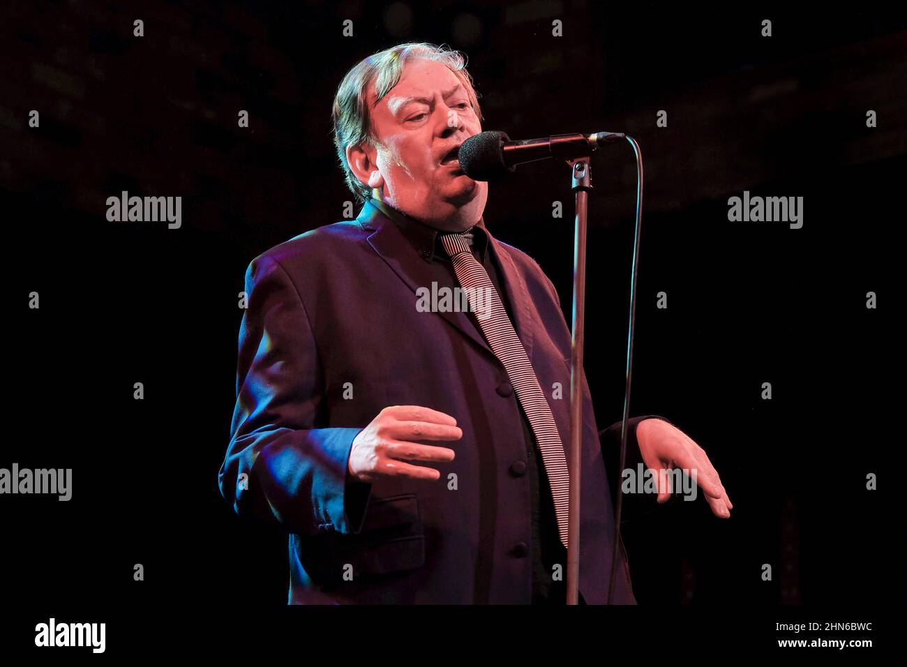 Southampton, Regno Unito. 12th Feb 2022. Ian Page, cantante e fondatore di 1970s British mod revival band Secret Affair in diretta al Brook (Photo by Dawn Fletcher-Park/SOPA Images/Sipa USA) Credit: Sipa USA/Alamy Live News Foto Stock