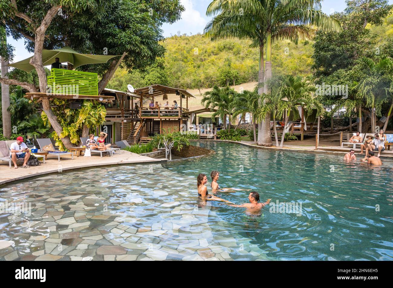 La piscina naturale di primavera di Loterie Farm, un centro di attività all'aperto e ristorante nella parte francese dell'isola caraibica di Saint-Martin / Sint Foto Stock