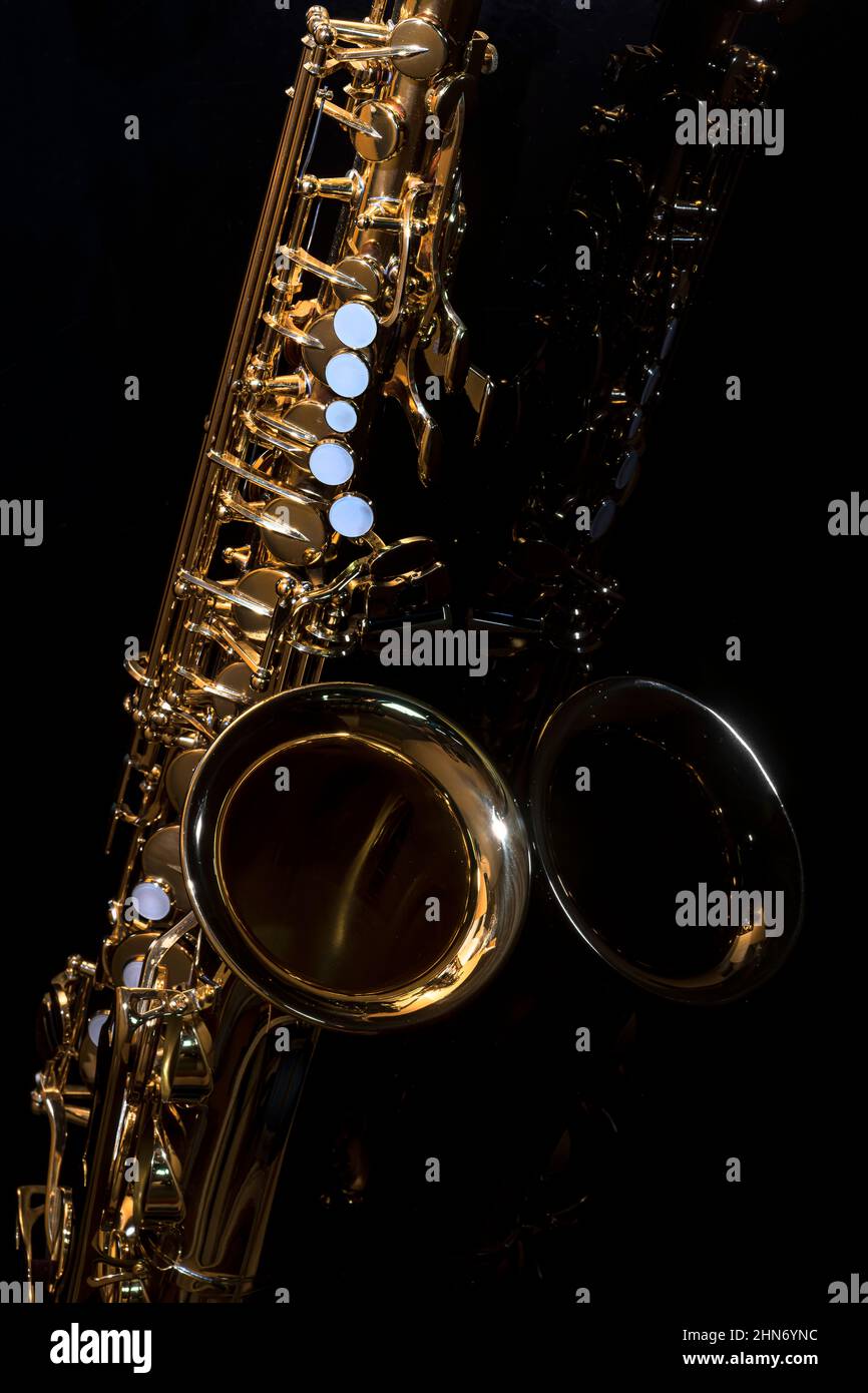 Musica sassofono, sassofono, musical, strumento, sax, jazz, isolato, nero, alto, arte Foto Stock