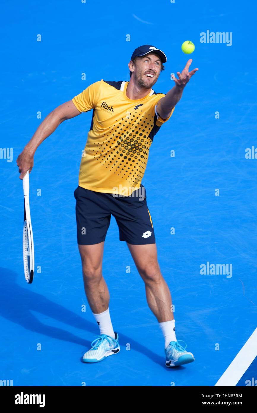 Febbraio, 14 - Delray Beach: John Millman(AUS) in azione qui, torna dopo aver lasciato cadere il primo set per sconfiggere Maxime Cressy(USA) 67(2) 76(2) 76(3) durante il primo round del 2022 Delray Beach Open di Vitacost tenuto a Delray Beach, FL. Credit: Andrew Patron/MediaPunch Foto Stock