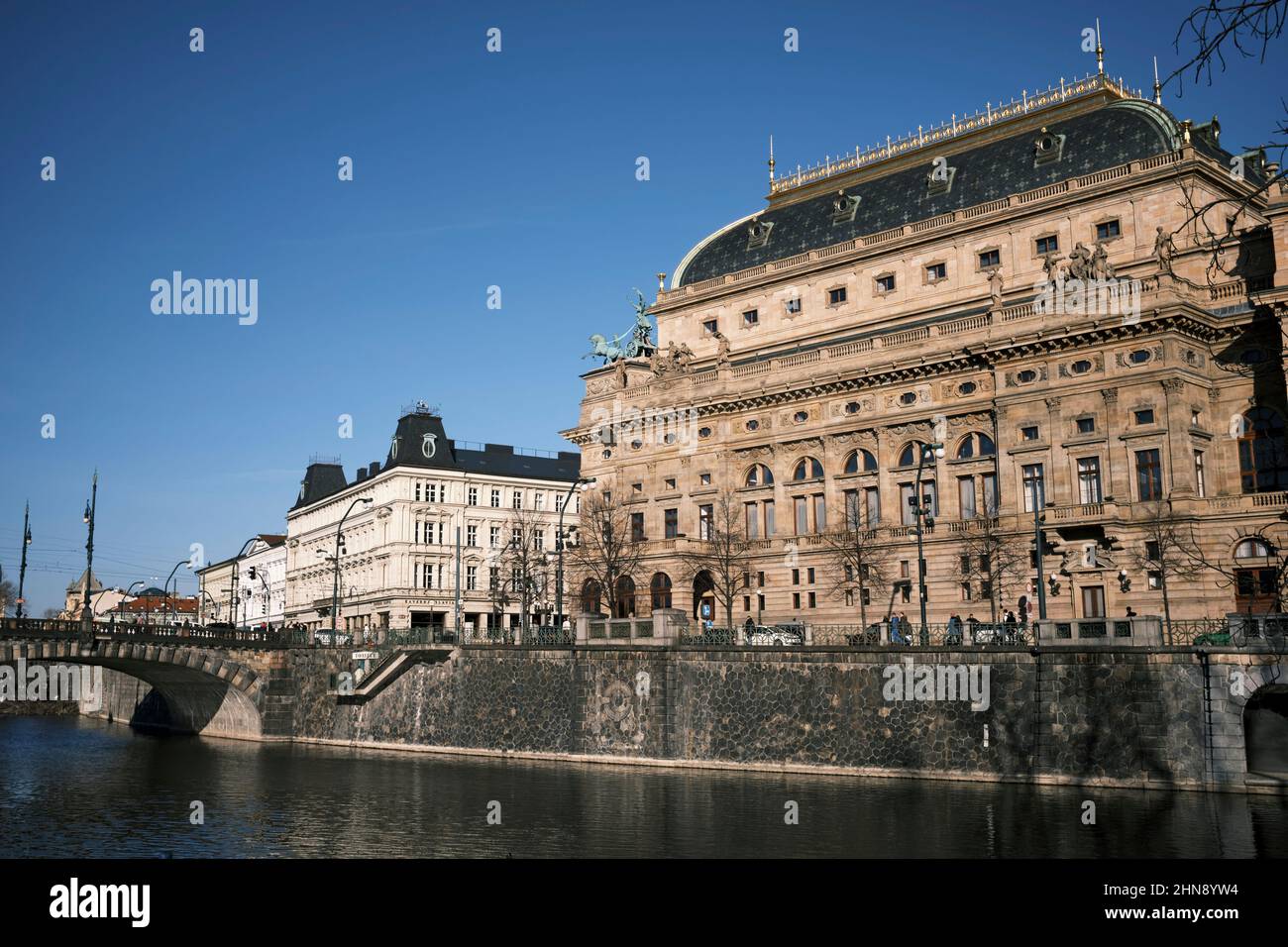 Il Teatro Nazionale di Praga, l'alma mater dell'opera ceca e il monumento nazionale di storia e arte ceca Foto Stock