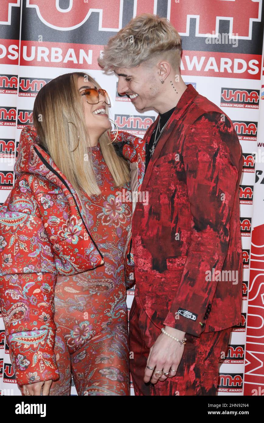 Londra, Regno Unito. 14th Feb 2022. Emily Faye Miller e Cam Holmes partecipano agli Urban Music Awards 2022 presso la Porchester Hall di Londra. (Foto di Brett Cove/SOPA Images/Sipa USA) Credit: Sipa USA/Alamy Live News Foto Stock