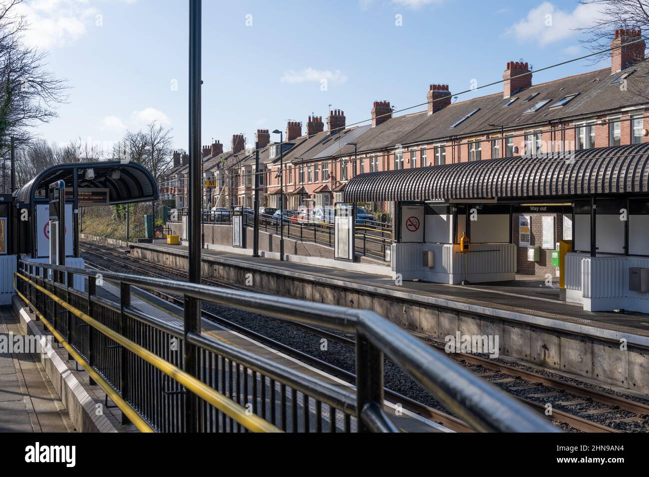 Stazione di Ilford Road, sulla linea ferroviaria elettrica Tyne and Wear Metro, Newcastle upon Tyne, Regno Unito. Foto Stock