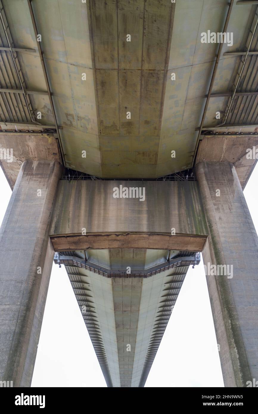 La stantione della sponda nord del ponte Humber, un ponte sospeso a campata singola vicino a Kingston upon Hull, East Riding of Yorkshire, Inghilterra Foto Stock