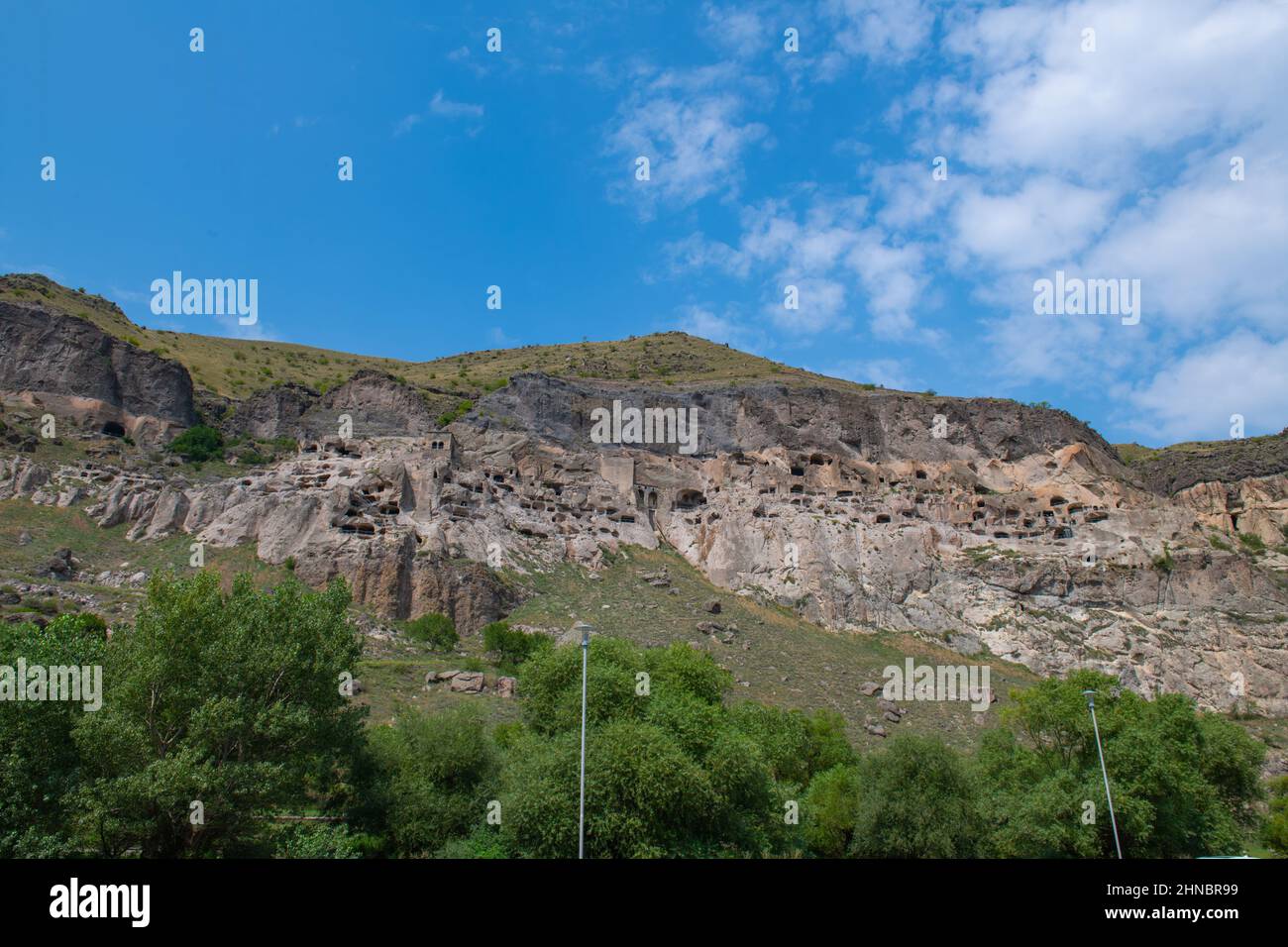 paesaggio di montagna in georgia vicino alla città di uplistsikhe Foto Stock