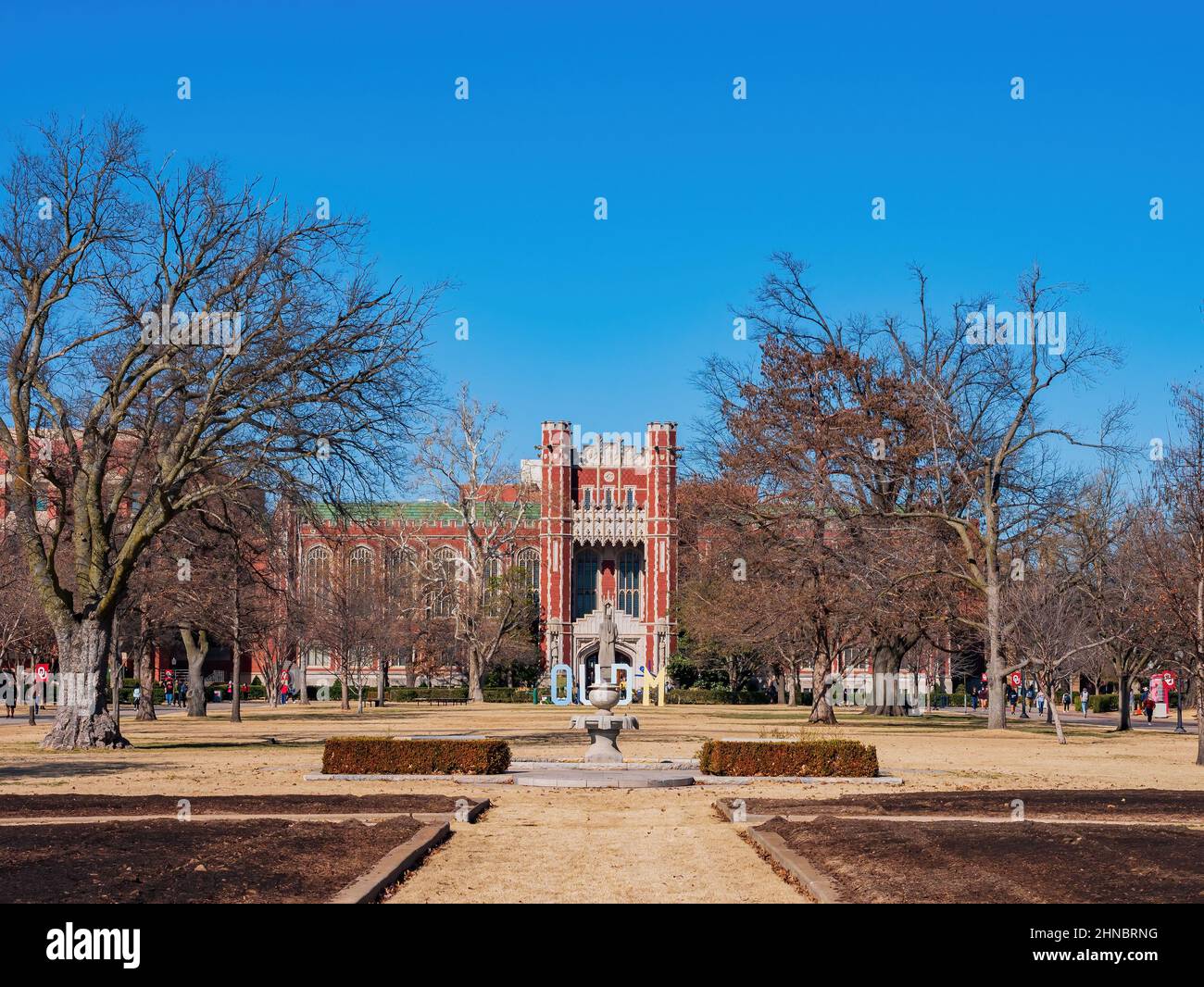 Oklahoma 9 FEBBRAIO 2022 - OU Dance Marathon firma nel campus Foto Stock