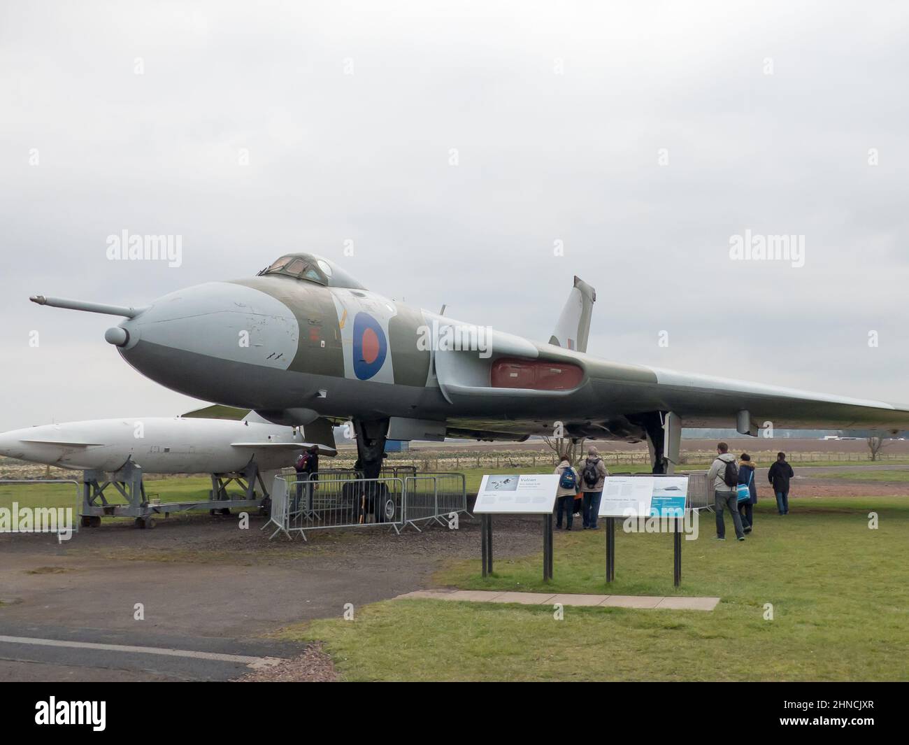 Un V-Bomber ad ala delta di Avro Vulcan visto al Museo del volo della fortuna orientale. Foto Stock