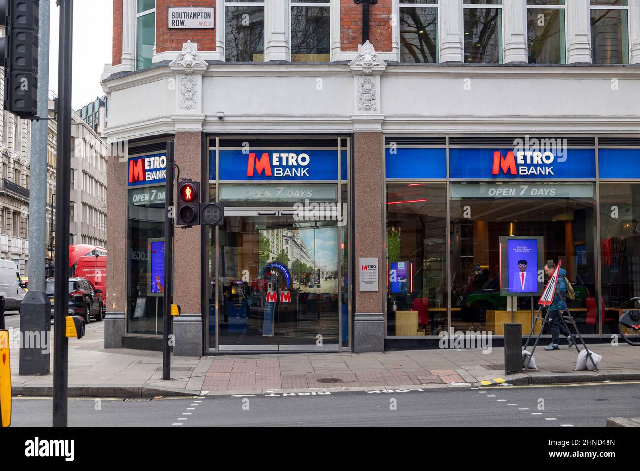 foto stock: Metro Bank filiale Holborn Foto Stock