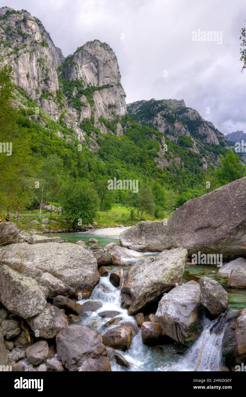 Italia, Lombardia, Valtellina, Val di Mello Foto Stock