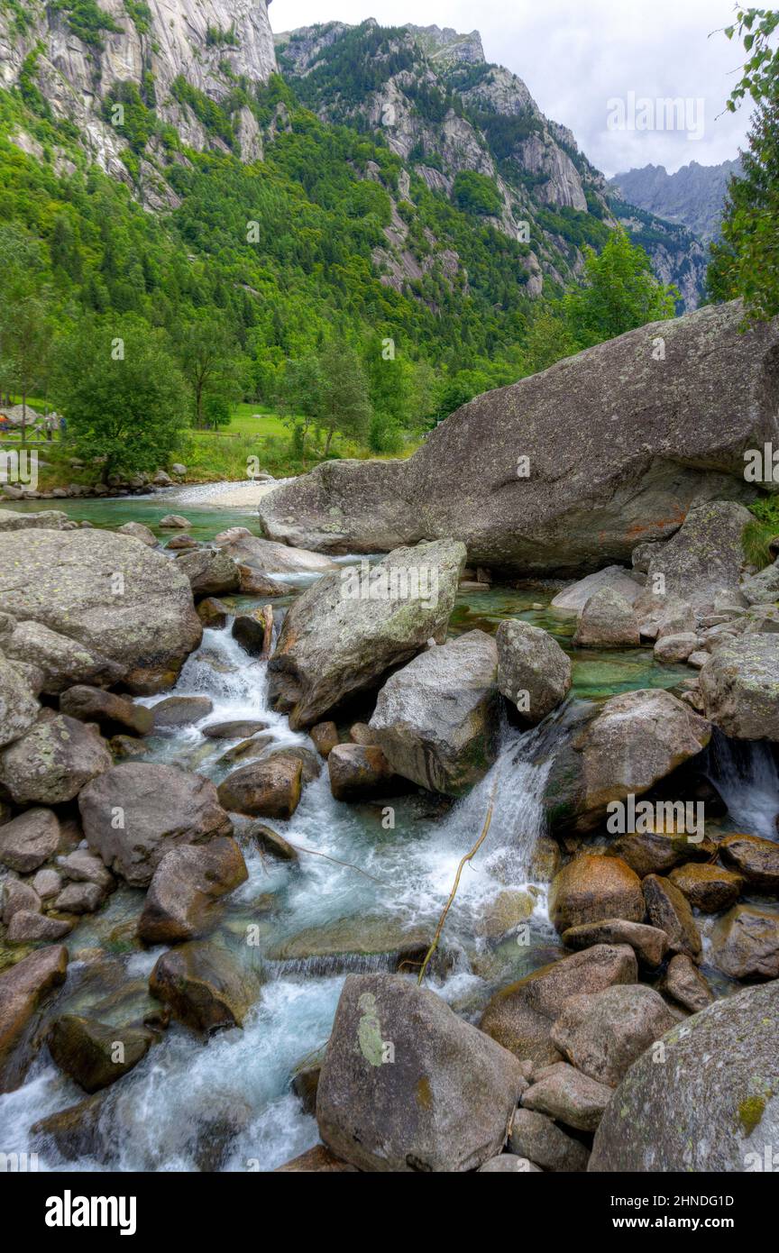 Italia, Lombardia, Valtellina, Val di Mello Foto Stock